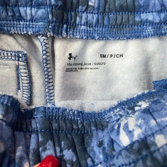 Under Armour men’s Blue Patterned Joggers - Picture 2 of 11